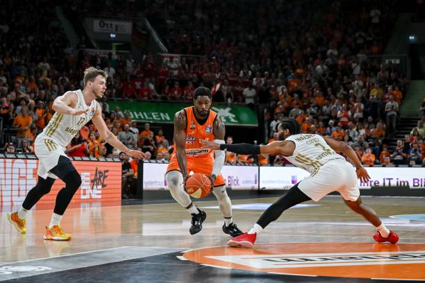 詹姆斯在比 詹姆斯在比