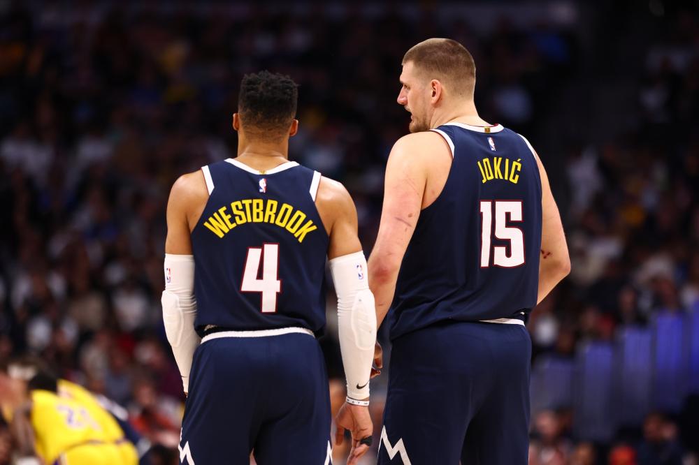 望与防守稳 望与防守稳