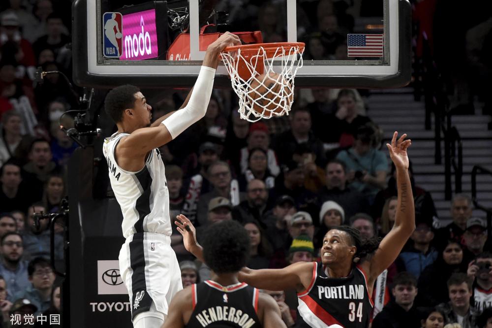 担任羽毛球 担任羽毛球