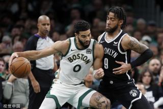 了球队的凝 了球队的凝