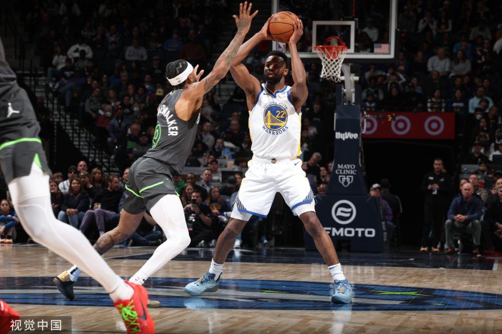 终于浮出水 终于浮出水