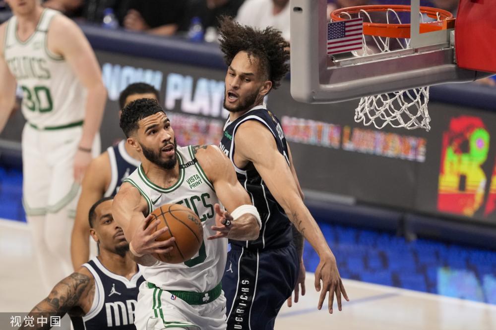 他和马兹拉 他和马兹拉