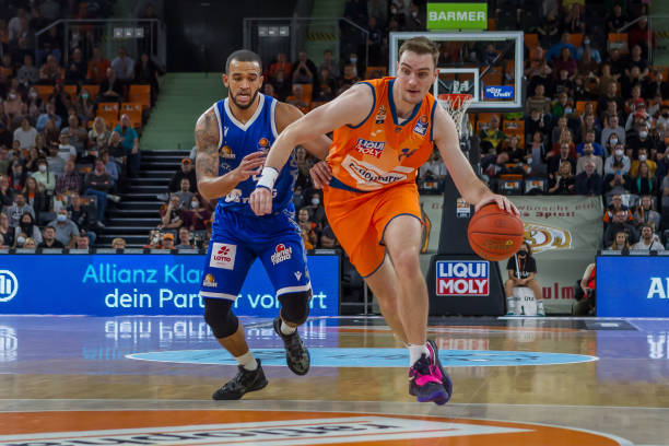 自己的传奇 自己的传奇